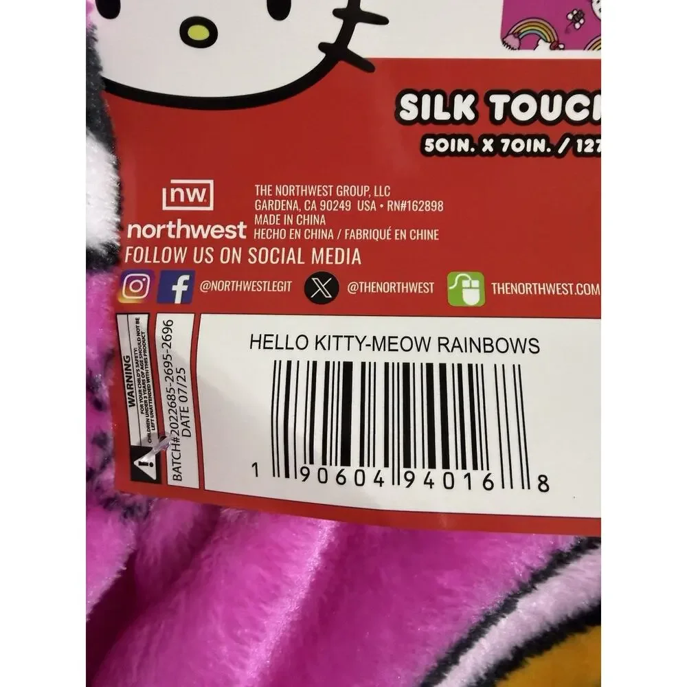 Hello Kitty Throw Blanket Silk Touch Pink Meow Rainbow Cupcake 2025 Sanrio